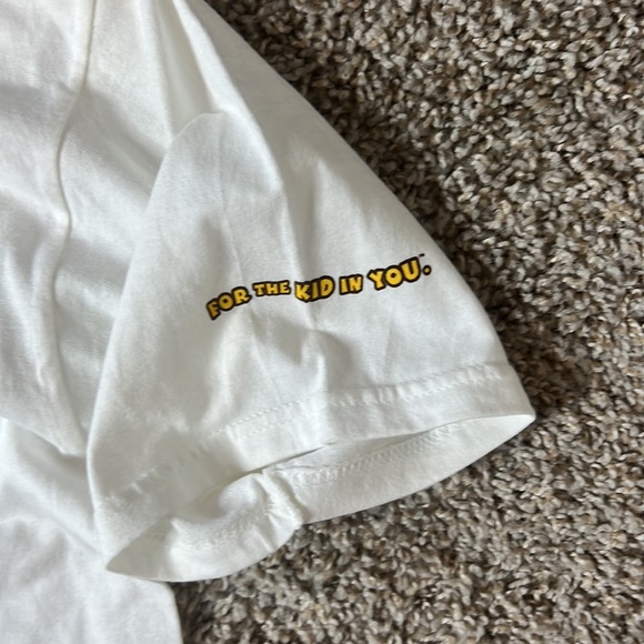 Signed Nestle Crunch T-shirt - Picture 5 of 5